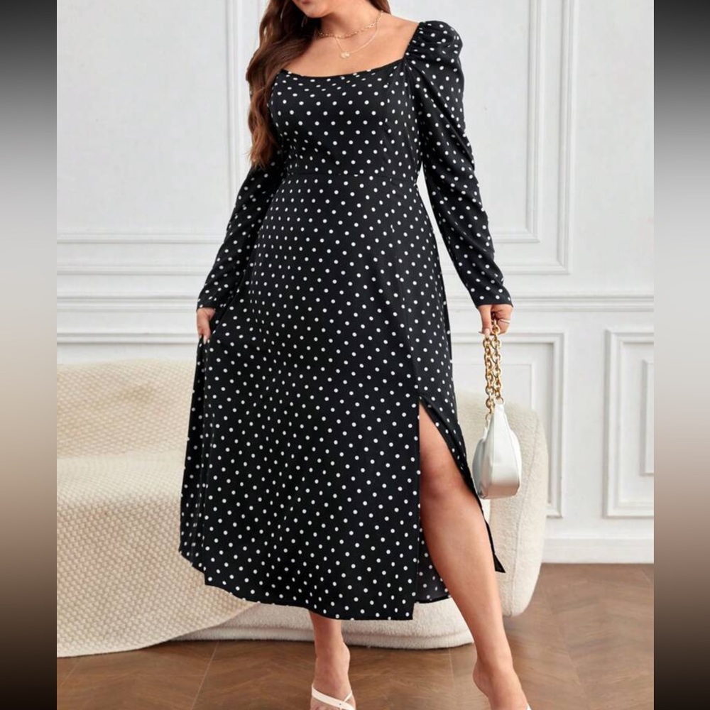 SHEIN Frenchy Plus Polka Dot Print Split Thigh
Dress